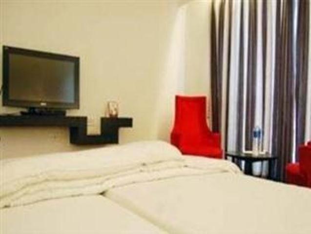 Fabhotel Ballygunge Luxury - Behind Punjab Club Calcutta Kamer foto