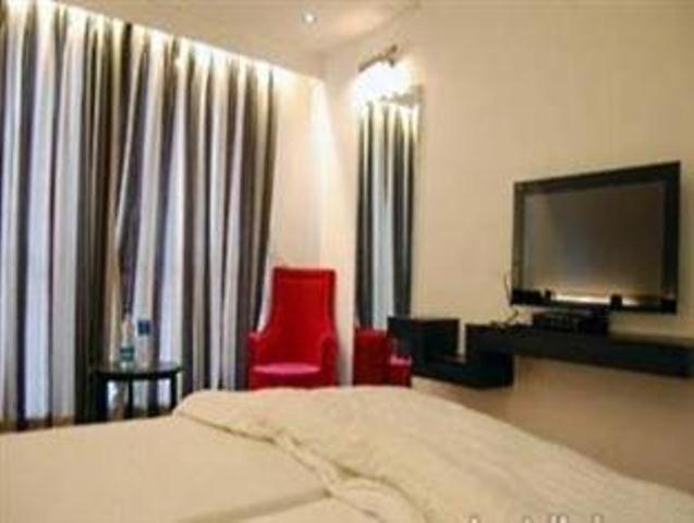 Fabhotel Ballygunge Luxury - Behind Punjab Club Calcutta Kamer foto