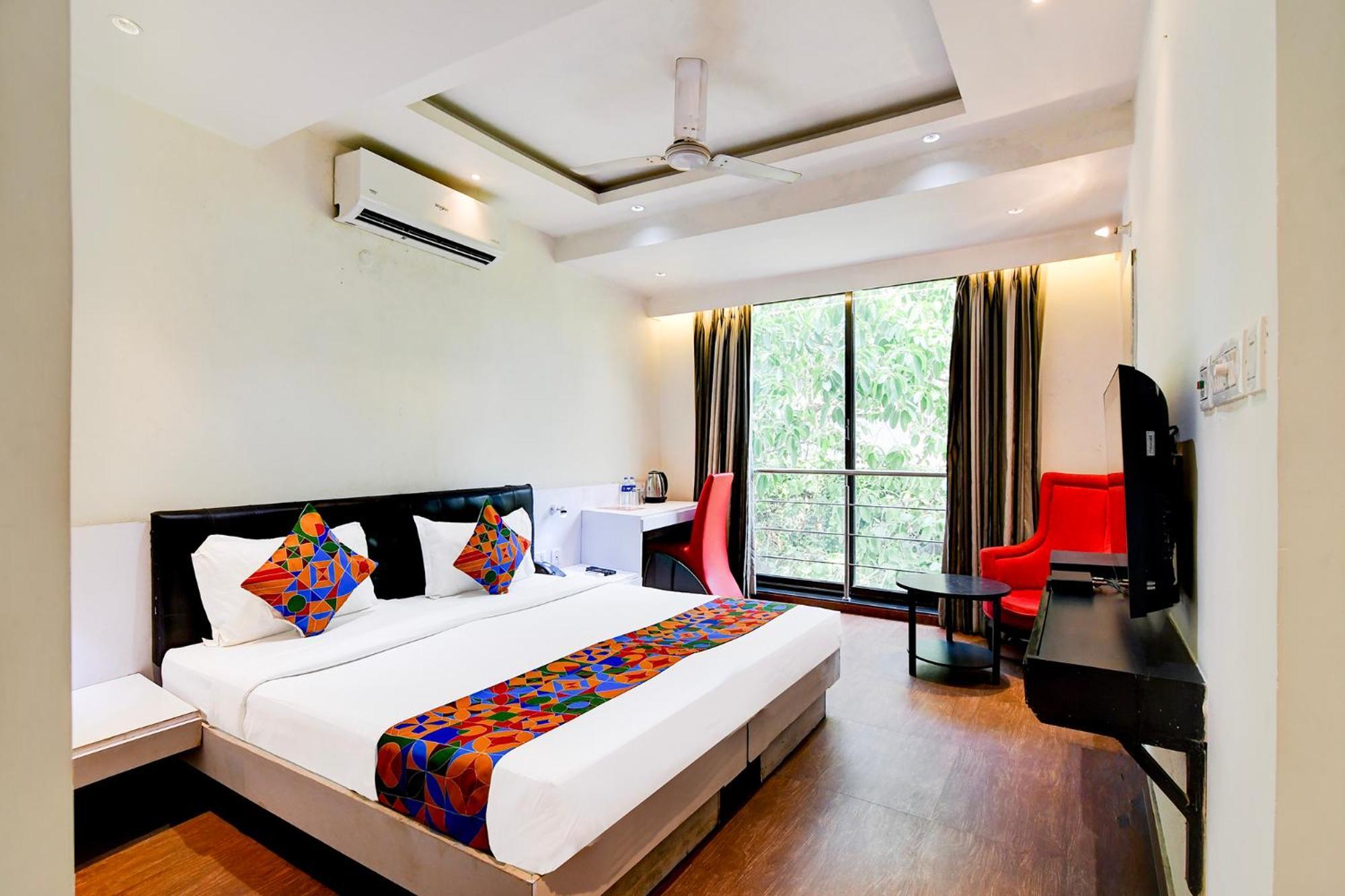 Fabhotel Ballygunge Luxury - Behind Punjab Club Calcutta Buitenkant foto