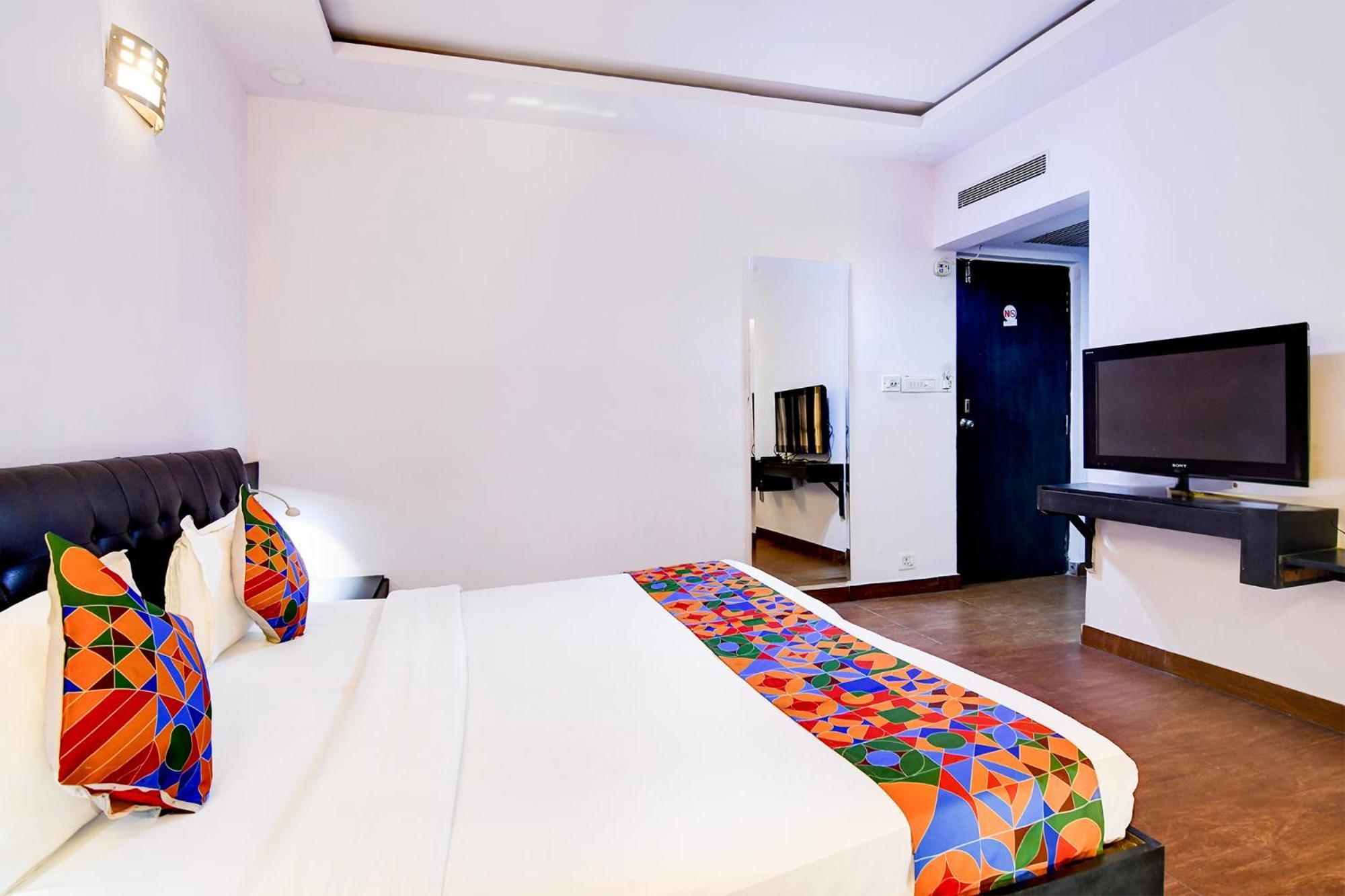 Fabhotel Ballygunge Luxury - Behind Punjab Club Calcutta Buitenkant foto